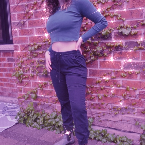 Mendocino Black Joggers - Picture 2 of 8